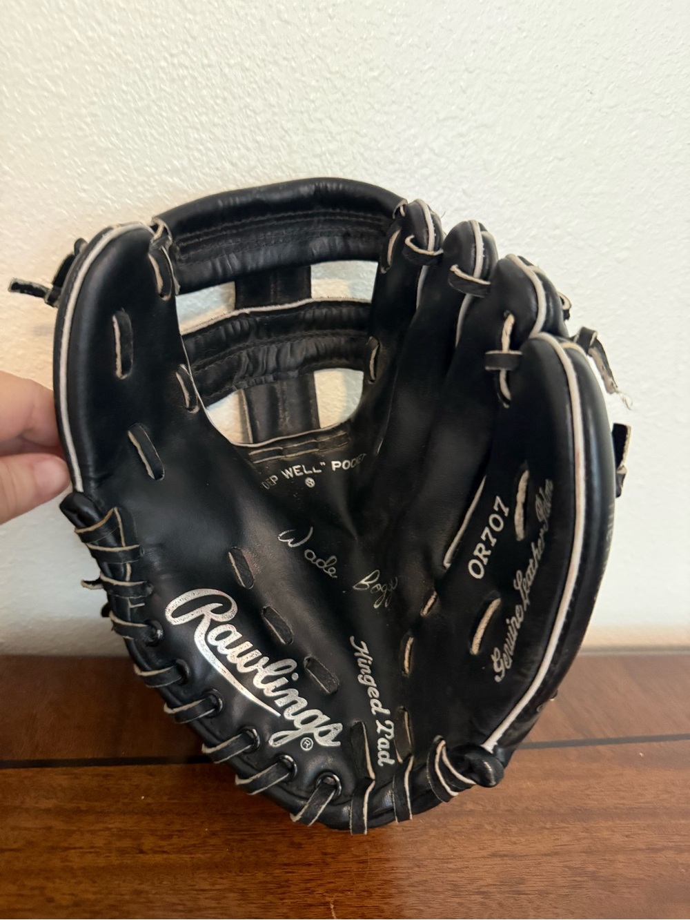 Rawlings Black and White Leather Baseball Glove